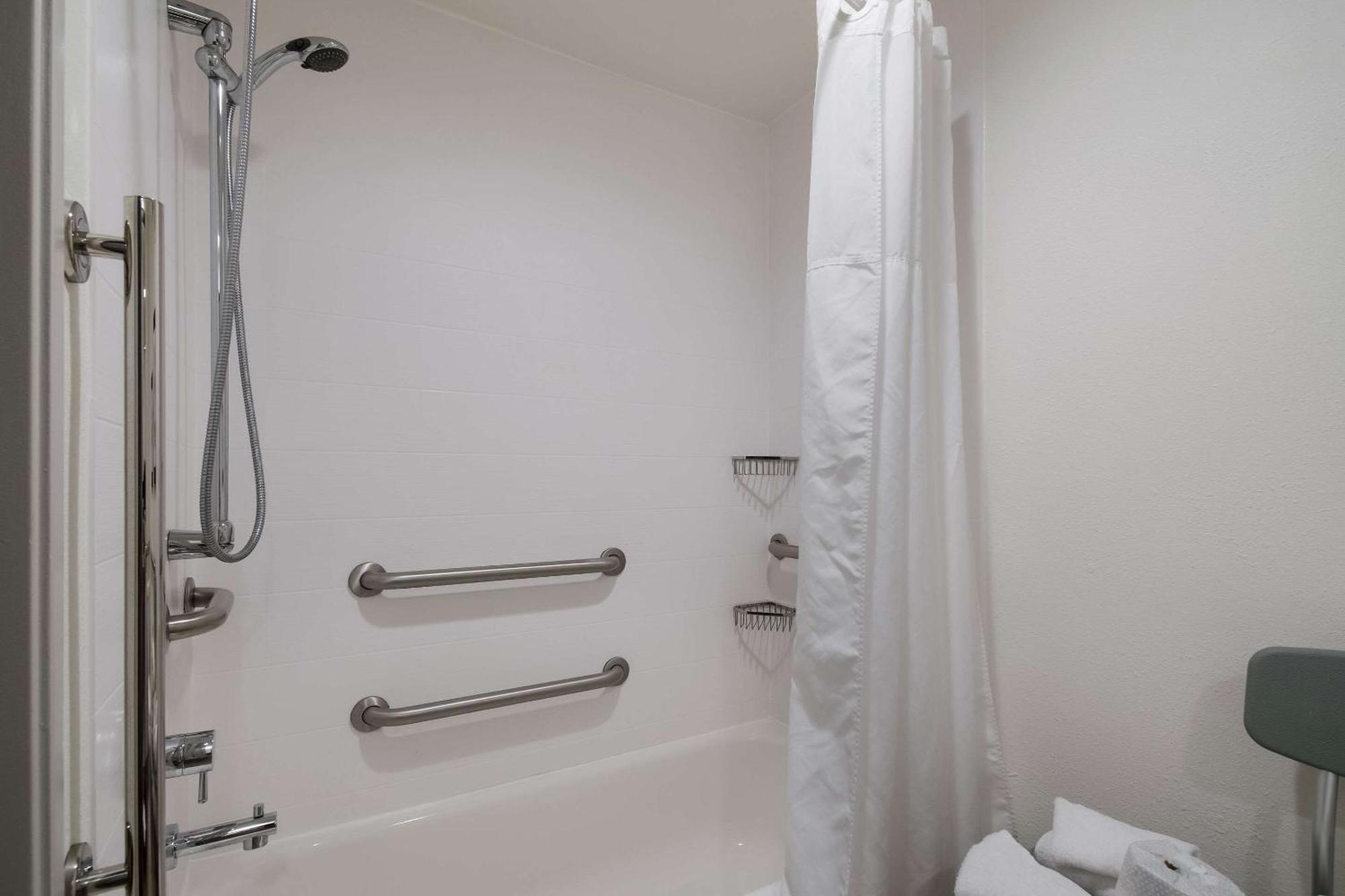 Country Inn & Suites By Radisson, Harrisburg Northeast - Hershey Экстерьер фото