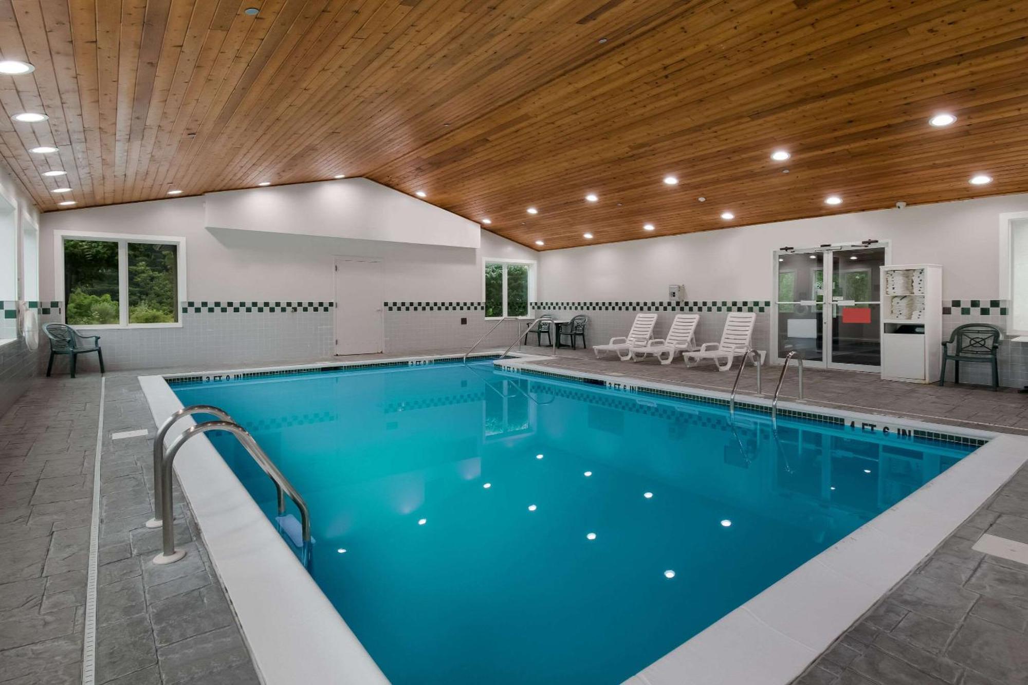 Country Inn & Suites By Radisson, Harrisburg Northeast - Hershey Экстерьер фото